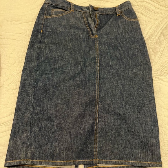 Women dark blue jeans pencil skirt Jcrew - Picture 3 of 3
